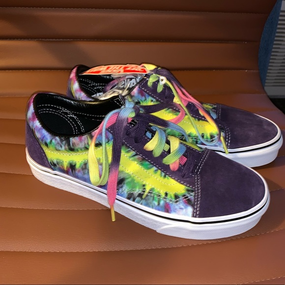vans old skool misterio tie dye skate shoes